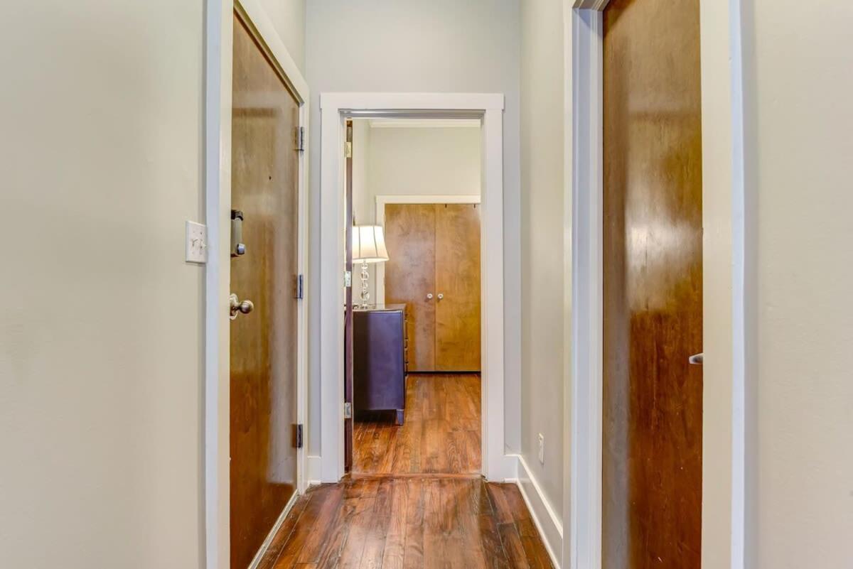 E Bay St Loft By City Market And River Street Savannah Eksteriør bilde